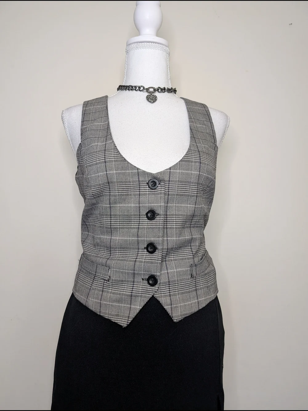 Office Siren Gray Plaid Button Front Vest - Picture 4 of 8